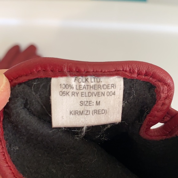 %100 Leather Red Gloves - Picture 4 of 4